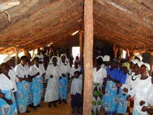 201002-zambia-chumu1 The thatched church in Chumu, Zambia
